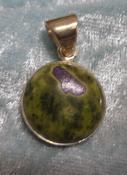 925 Sterling Silver Stitchtie & Serpentine (Alantasite) Pendant