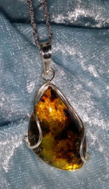 925 Sterling Silver Mexican Amber Pendant & Chain