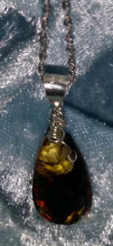 925 Sterling Silver Mexican Amber Pendant & Chain